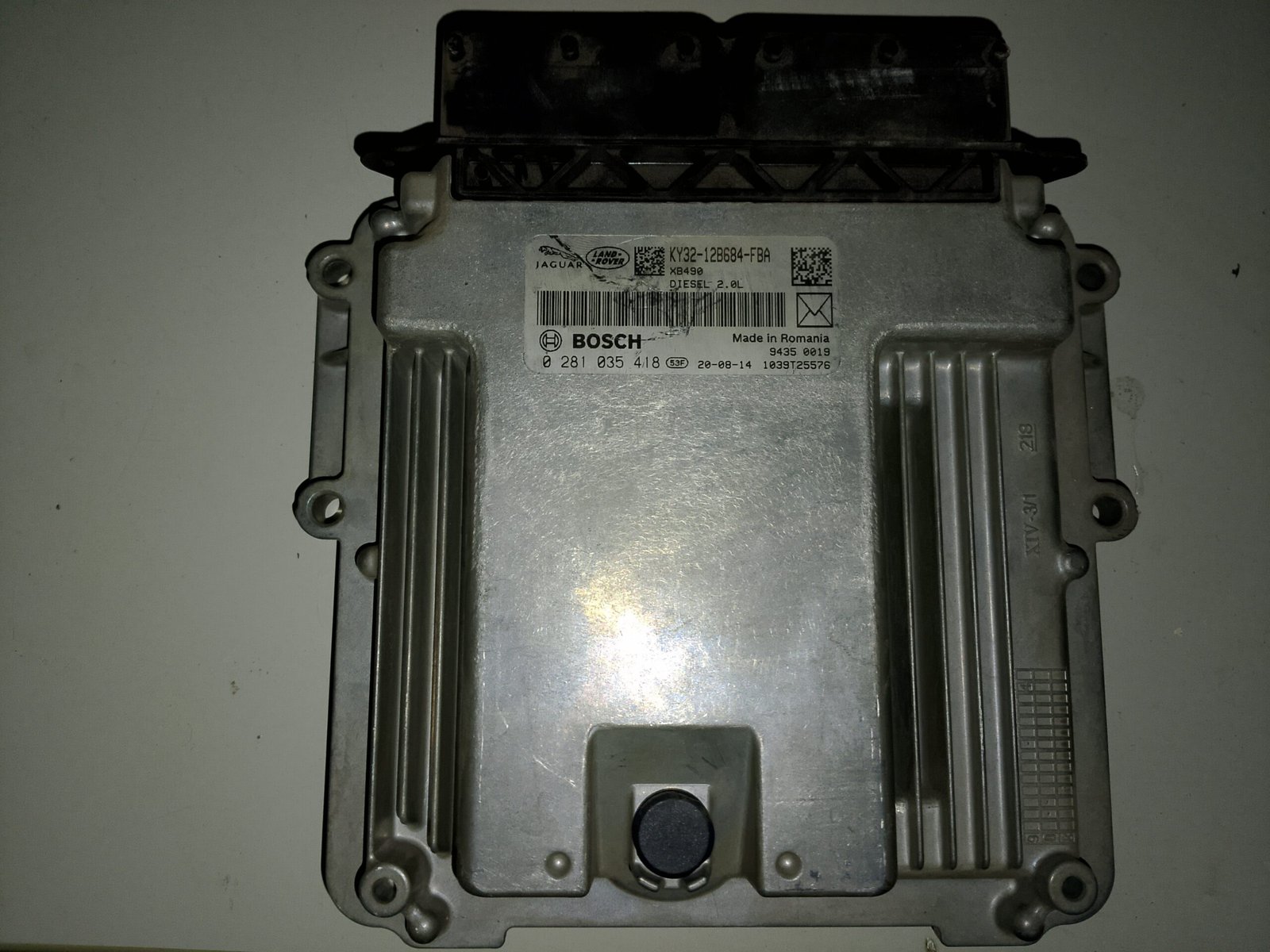 Calculateur moteur Jaguar Land Rover 0281035418